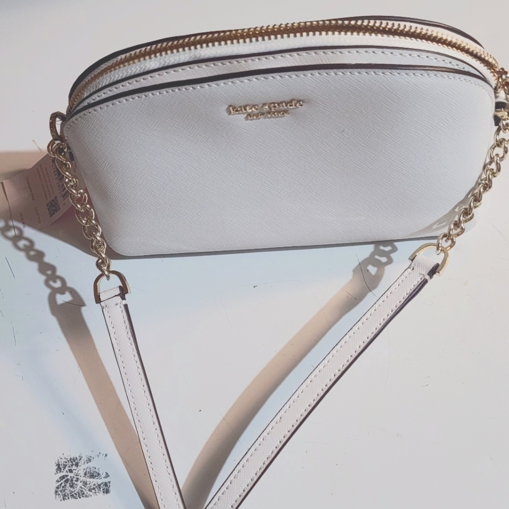 New never used!  Small Kate spade hand bag!!